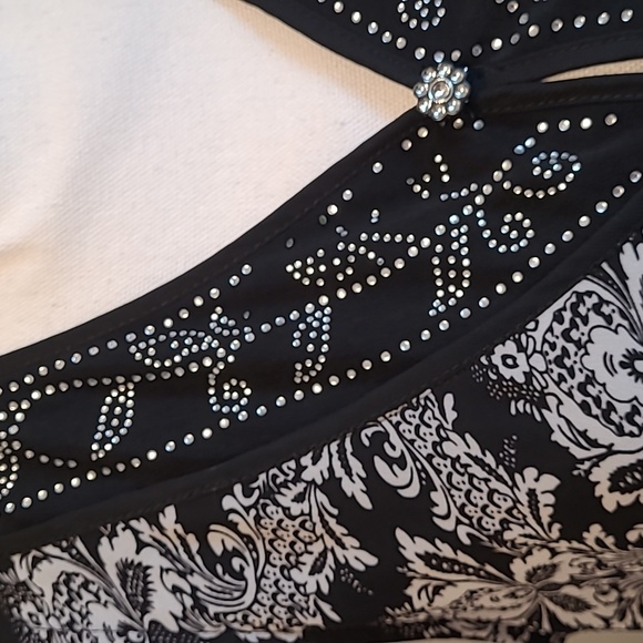 Beautiful Dress Blouse M Bling Sequence Top - Picture 7 of 7